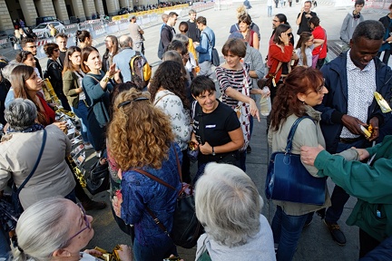 Flash mob By Io Accolgo and Presidio Solidale Torino 