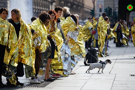 Flash mob By Io Accolgo and Presidio Solidale Torino 