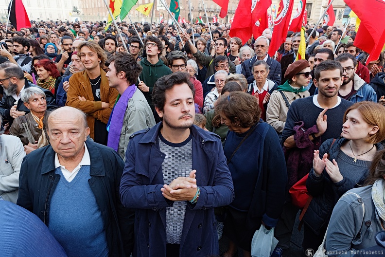 Everybody at the square against Turkish invasion of Rojava