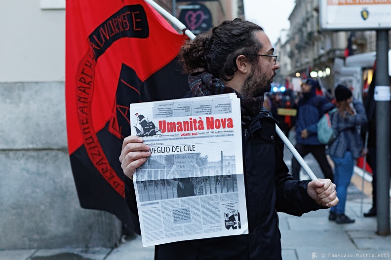 corteo_antimilitarista_14.jpg