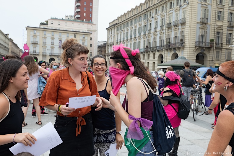 La normalità di oggi, la violenza di sempre