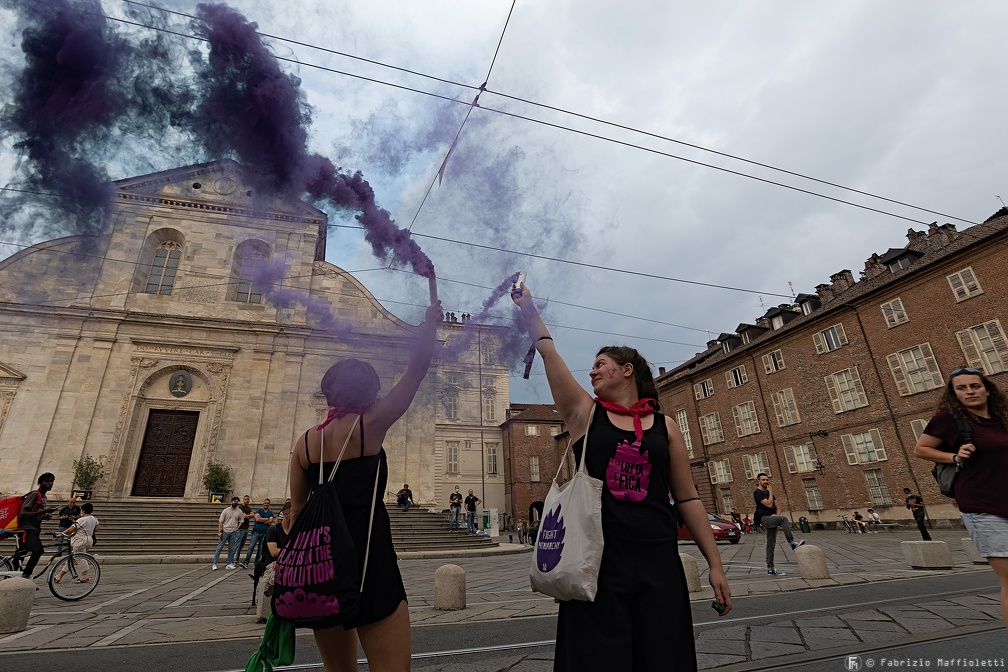 La normalità di oggi, la violenza di sempre