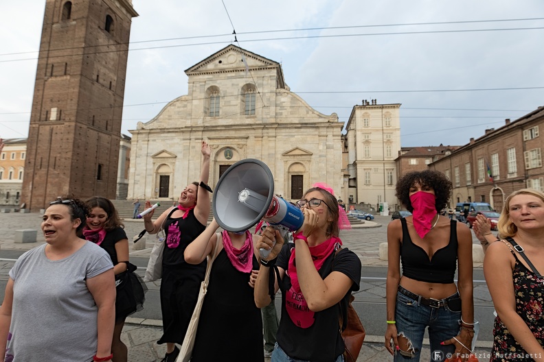 La normalità di oggi, la violenza di sempre