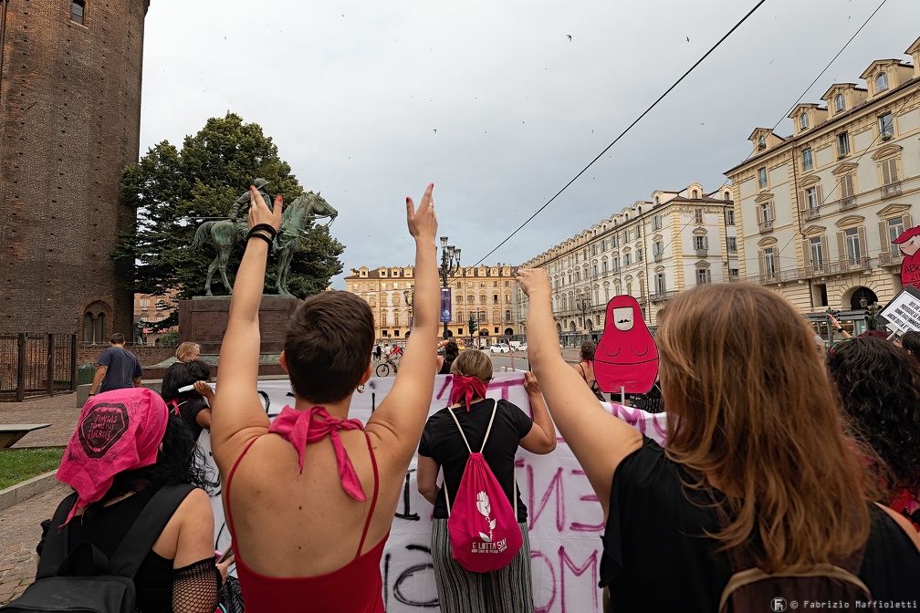 La normalità di oggi, la violenza di sempre