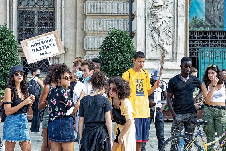 A long afternoon of demonstrations